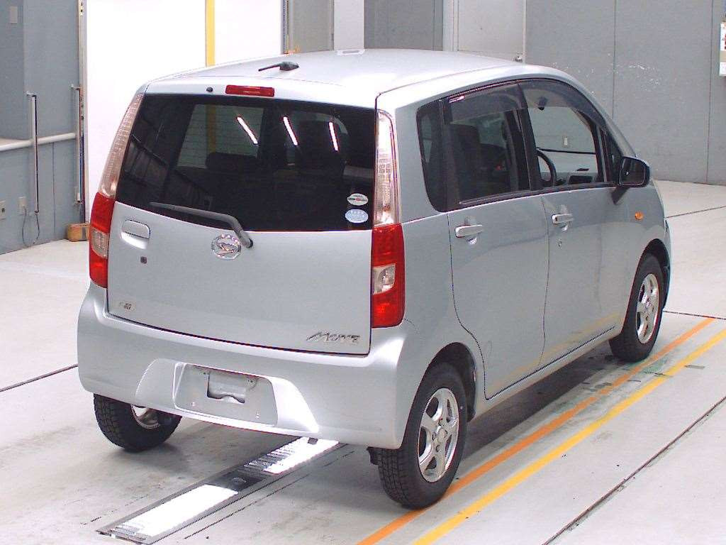 2011 Daihatsu Move LA100S[1]