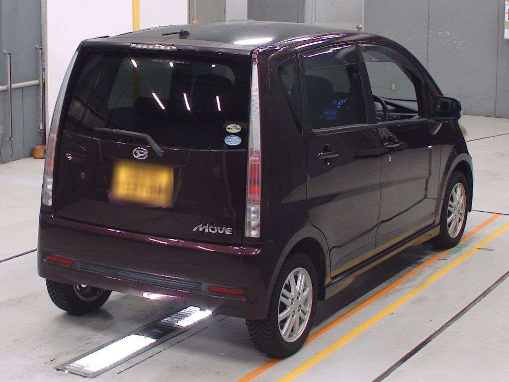 2010 Daihatsu Move L175S[1]