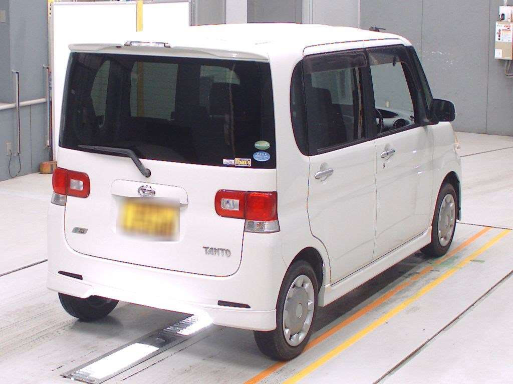 2013 Daihatsu Tanto L375S[1]