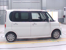 2013 Daihatsu Tanto