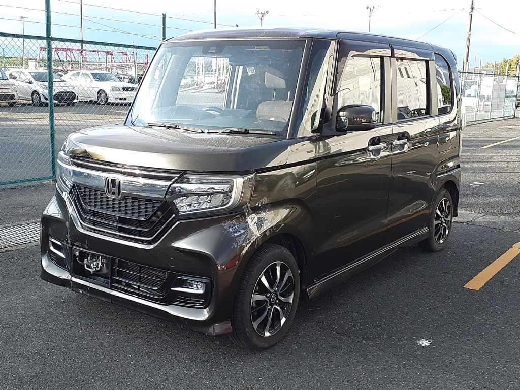 2018 Honda N-BOX CUSTOM JF3[0]