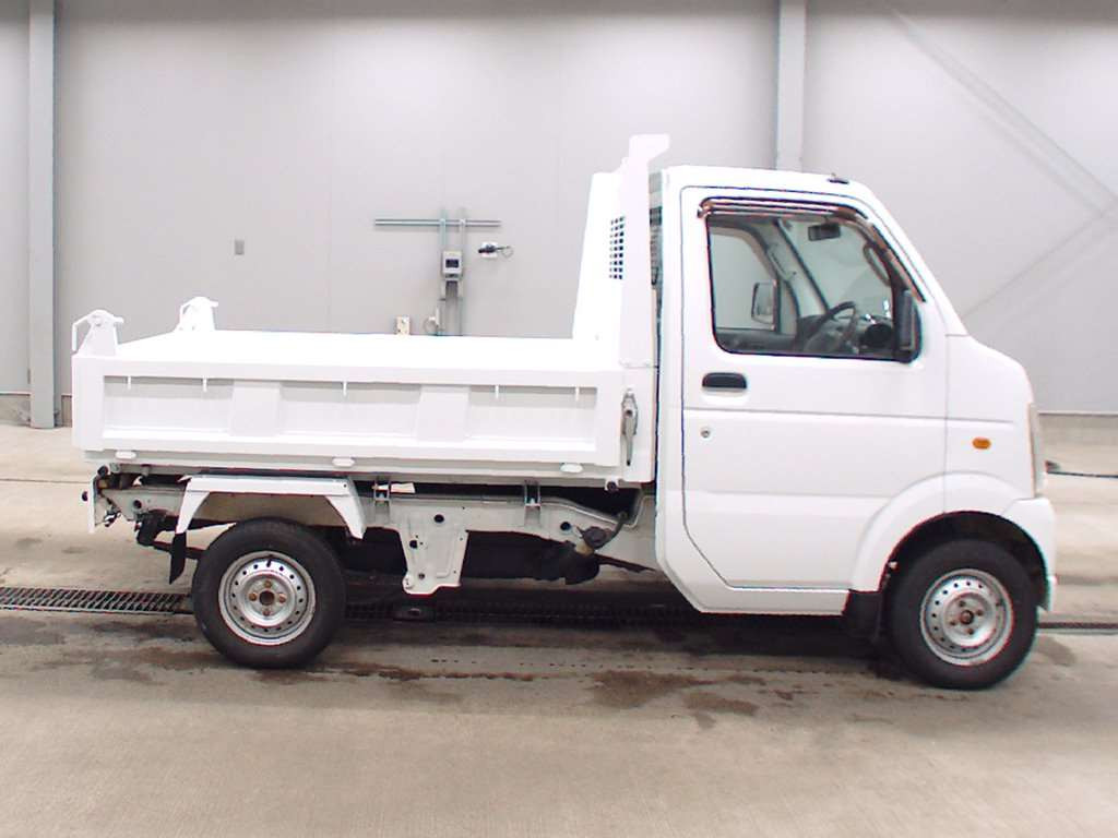 2012 Suzuki Carry Truck DA63T[2]