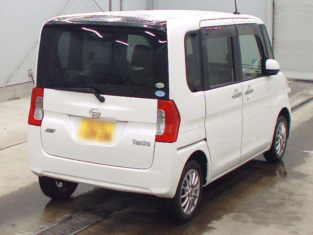 2013 Daihatsu Tanto LA610S[1]