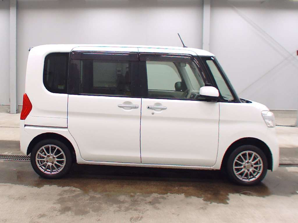 2013 Daihatsu Tanto LA610S[2]