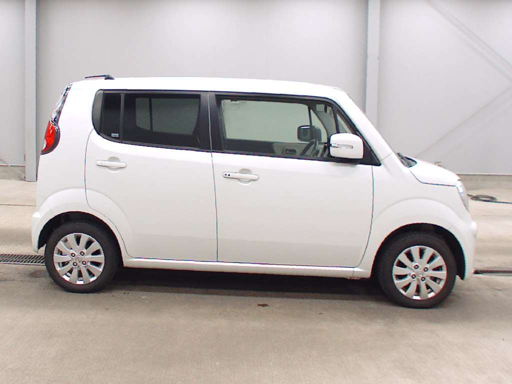 2015 Nissan Moco MG33S[2]