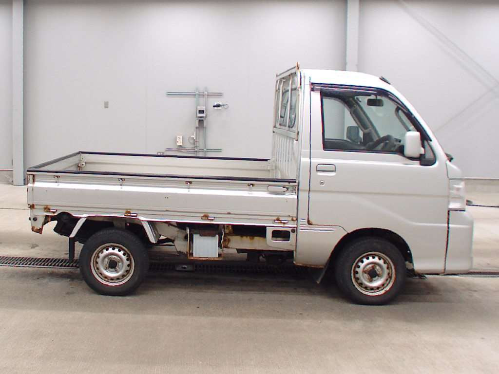 2006 Daihatsu Hijet Truck S210P[2]