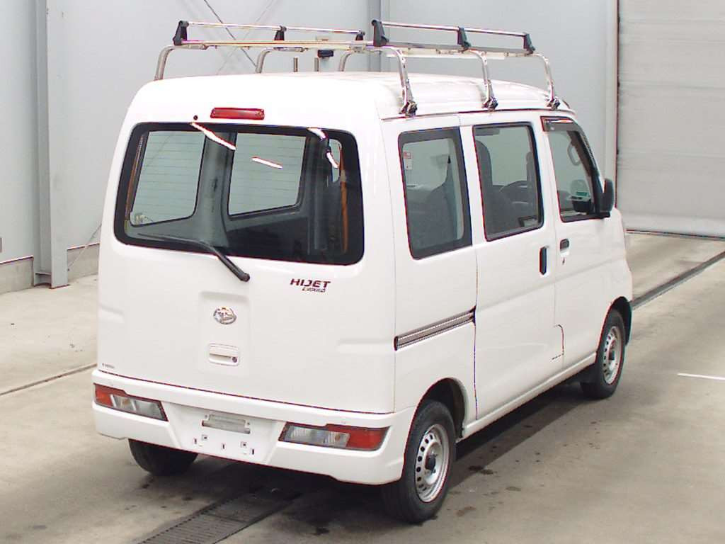 2020 Daihatsu Hijet Cargo S331V[1]