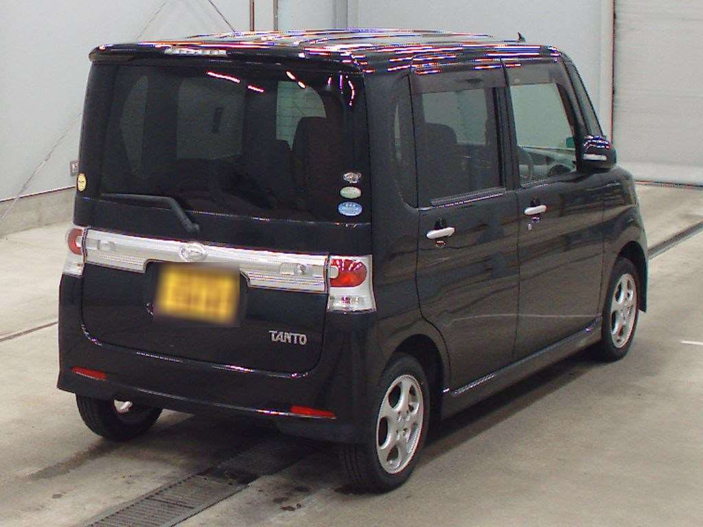 2010 Daihatsu Tanto Custom L385S[1]