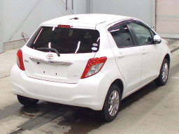 2011 Toyota Vitz