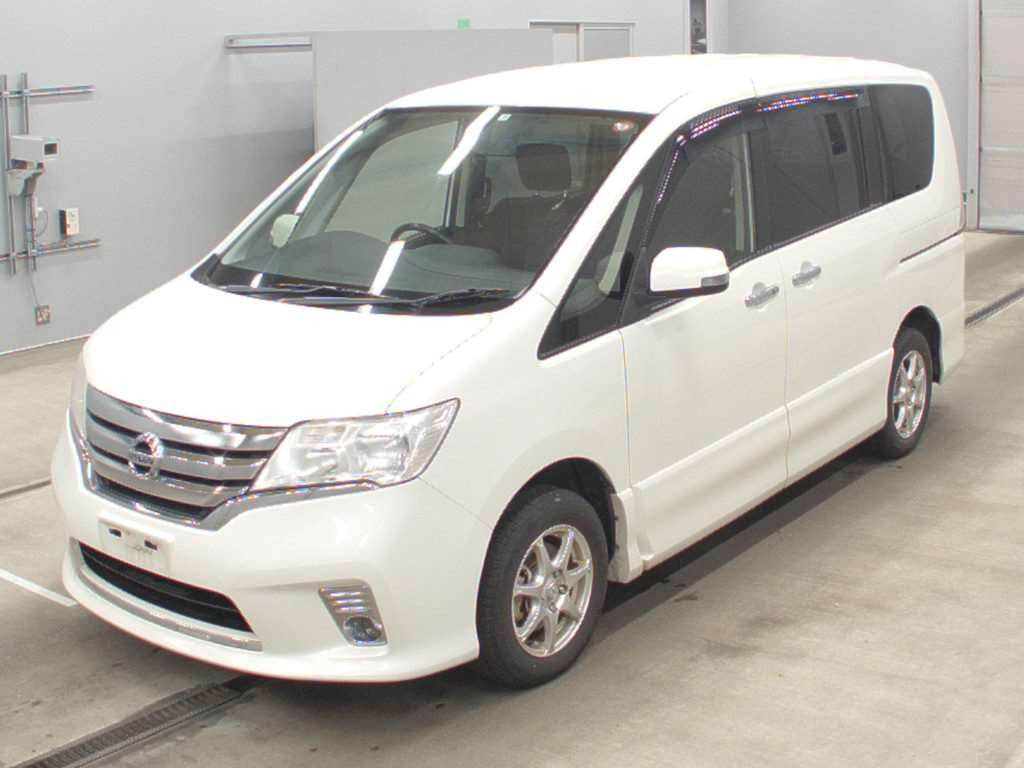 2013 Nissan Serena FNC26[0]