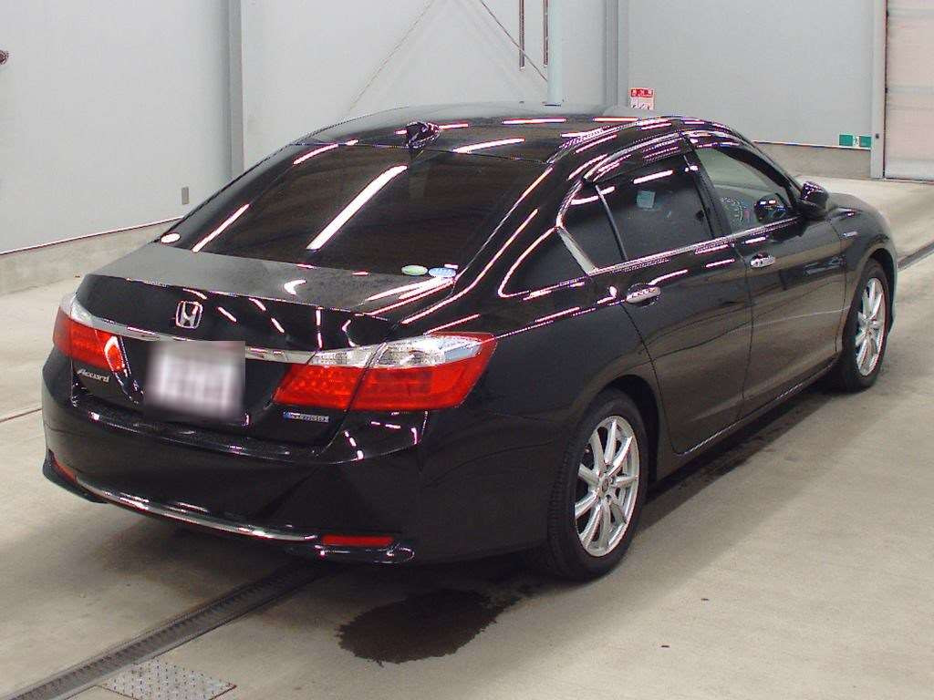 2013 Honda Accord Hybrid CR6[1]