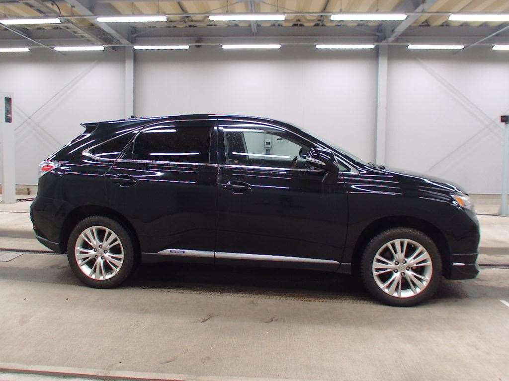 2010 Lexus RX GYL16W[2]