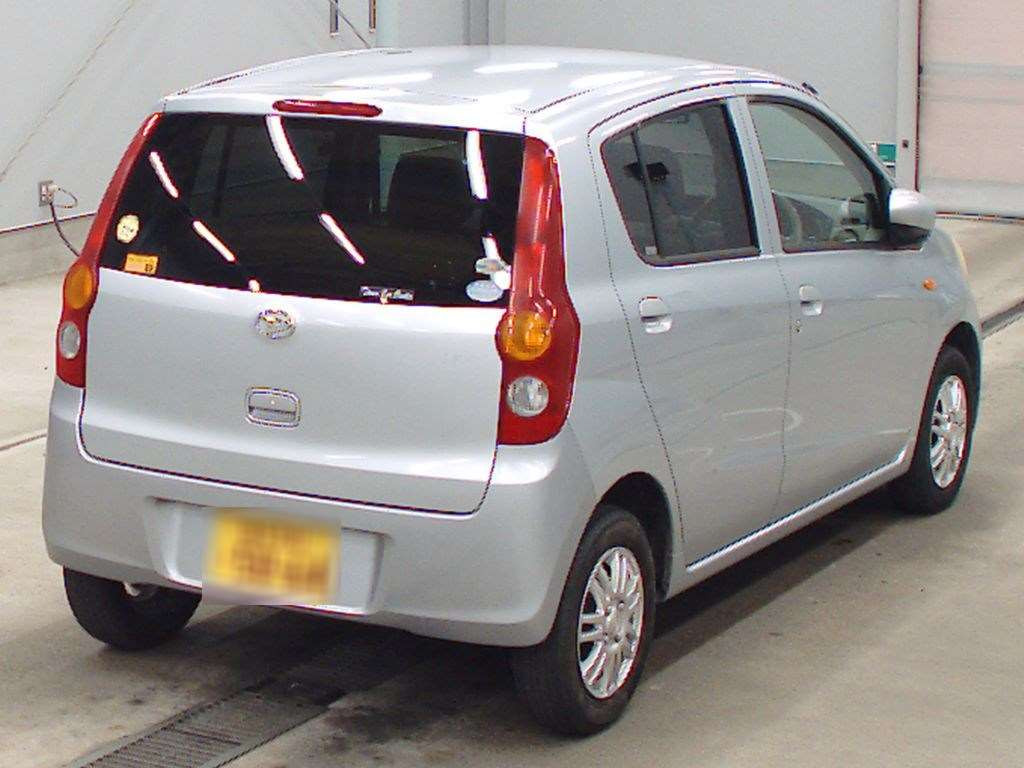 2010 Daihatsu Mira L275S[1]