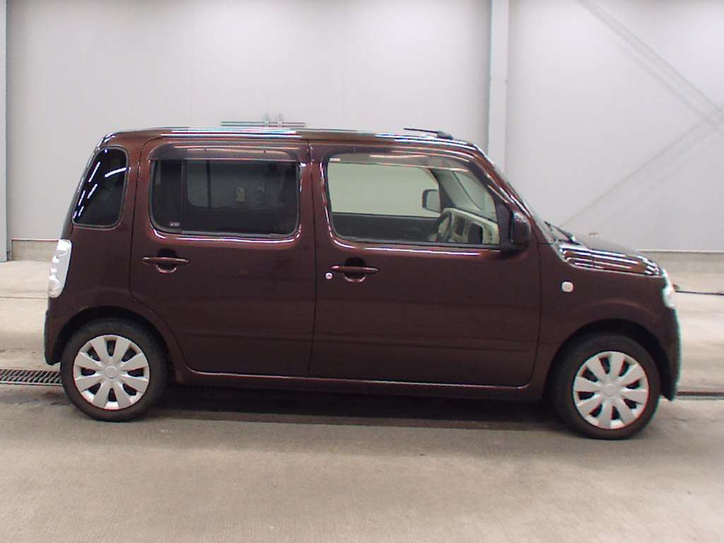 2012 Daihatsu Mira Cocoa L685S[2]