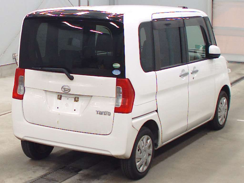 2016 Daihatsu Tanto LA610S[1]