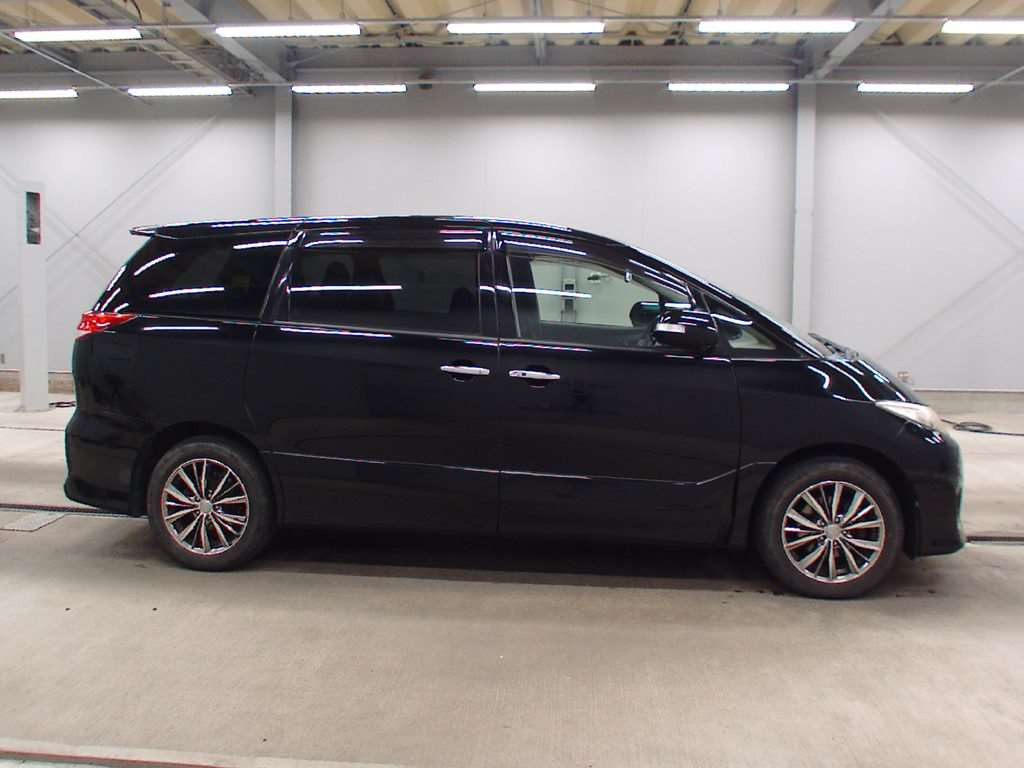 2012 Toyota Estima ACR55W[2]