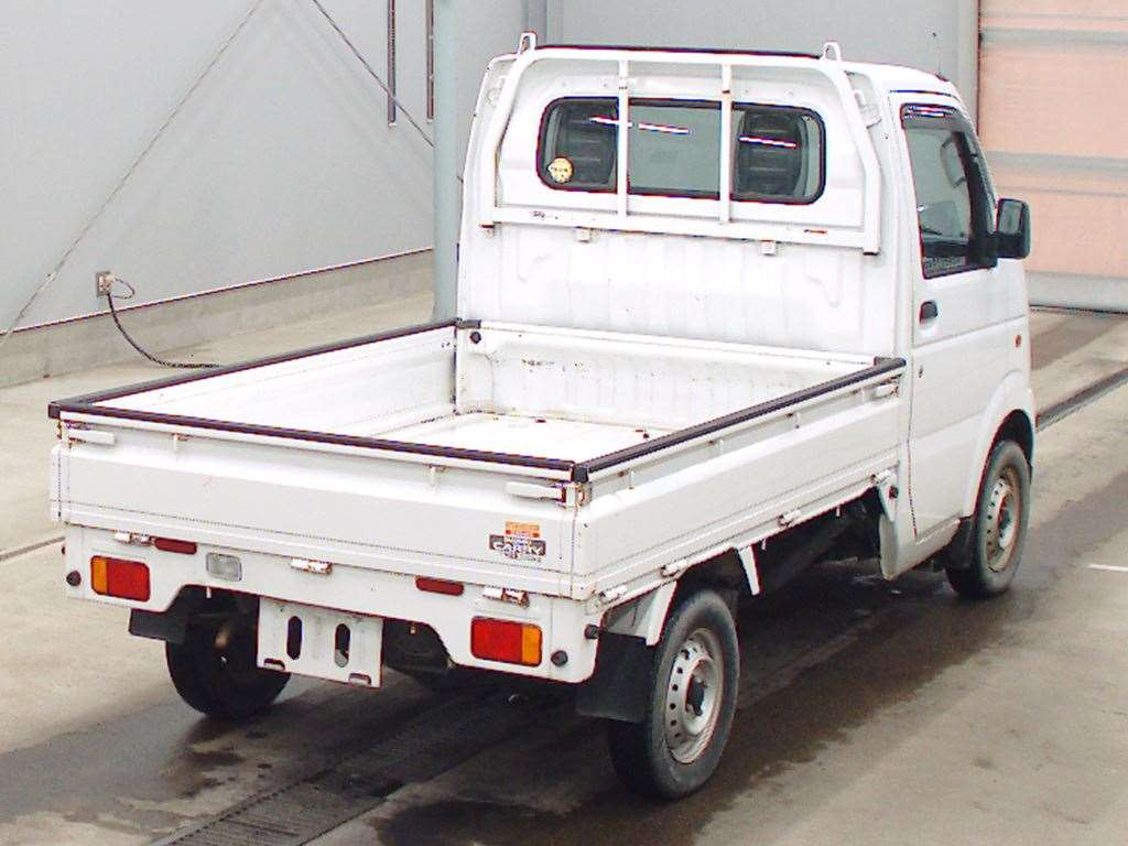 2013 Suzuki Carry Truck DA63T[1]