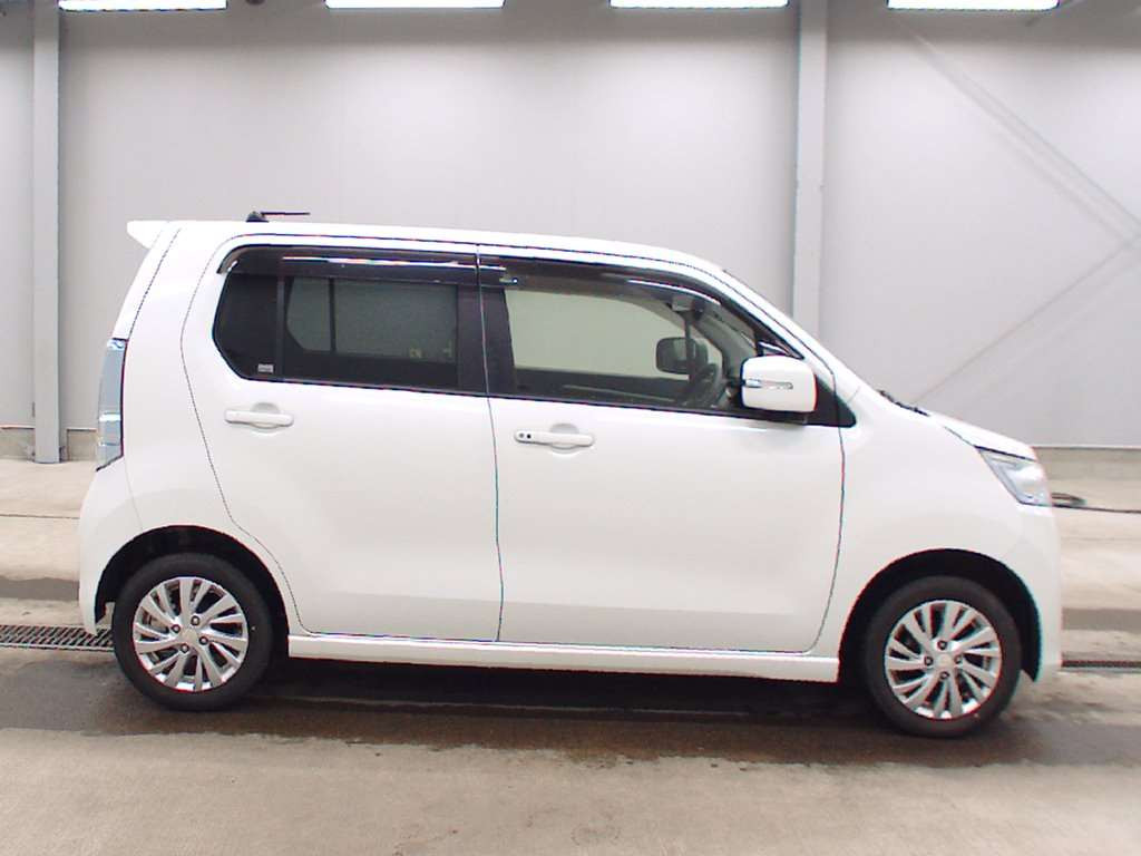 2014 Suzuki WAGON R STINGRAY MH44S[2]