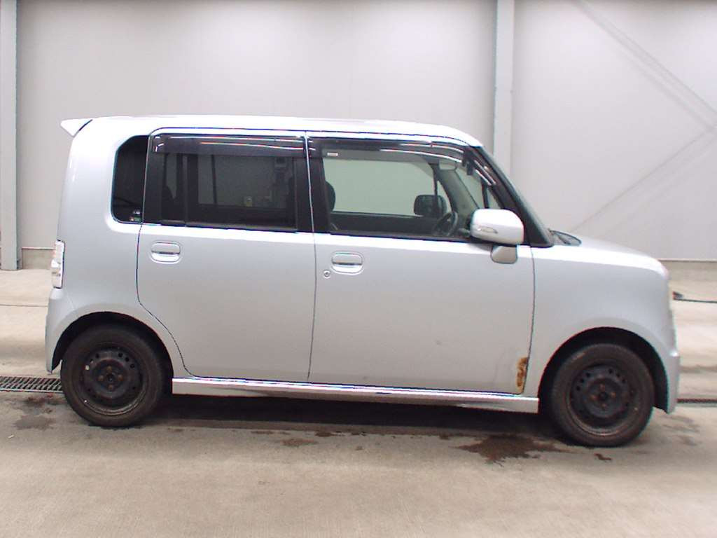 2008 Daihatsu Move Conte Custom L585S[2]