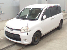 2011 Toyota Sienta