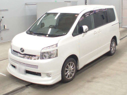 2008 Toyota Voxy