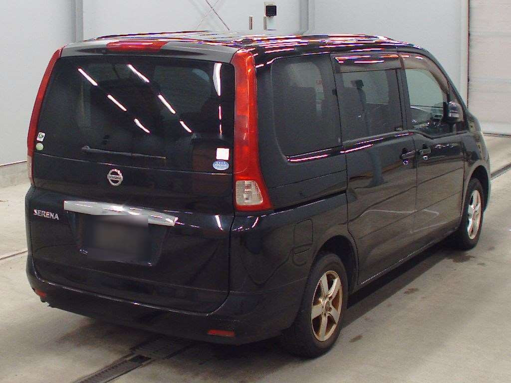 2010 Nissan Serena NC25[1]