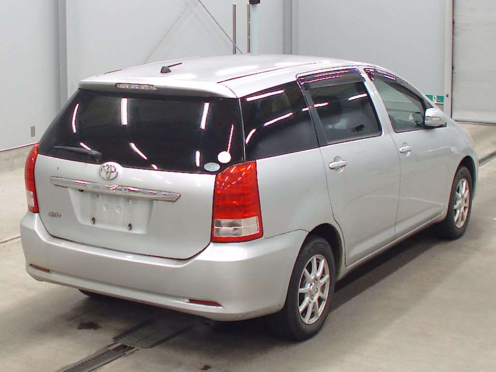 2006 Toyota Wish ZNE14G[1]