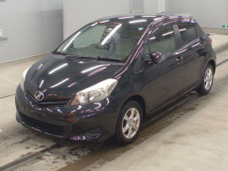 2011 Toyota Vitz