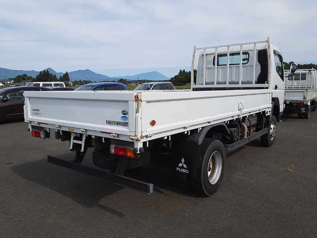 2015 Mitsubishi Fuso Canter FGB70[1]