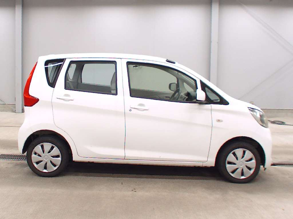 2013 Mitsubishi eK Wagon B11W[2]