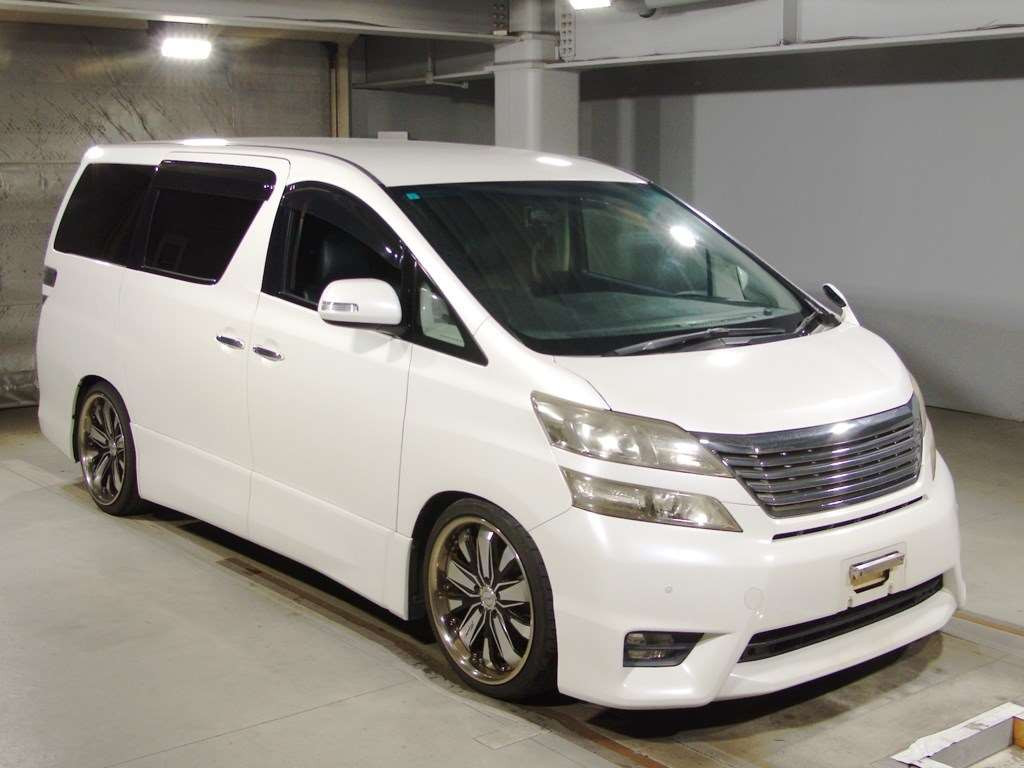 2009 Toyota Vellfire GGH20W[2]