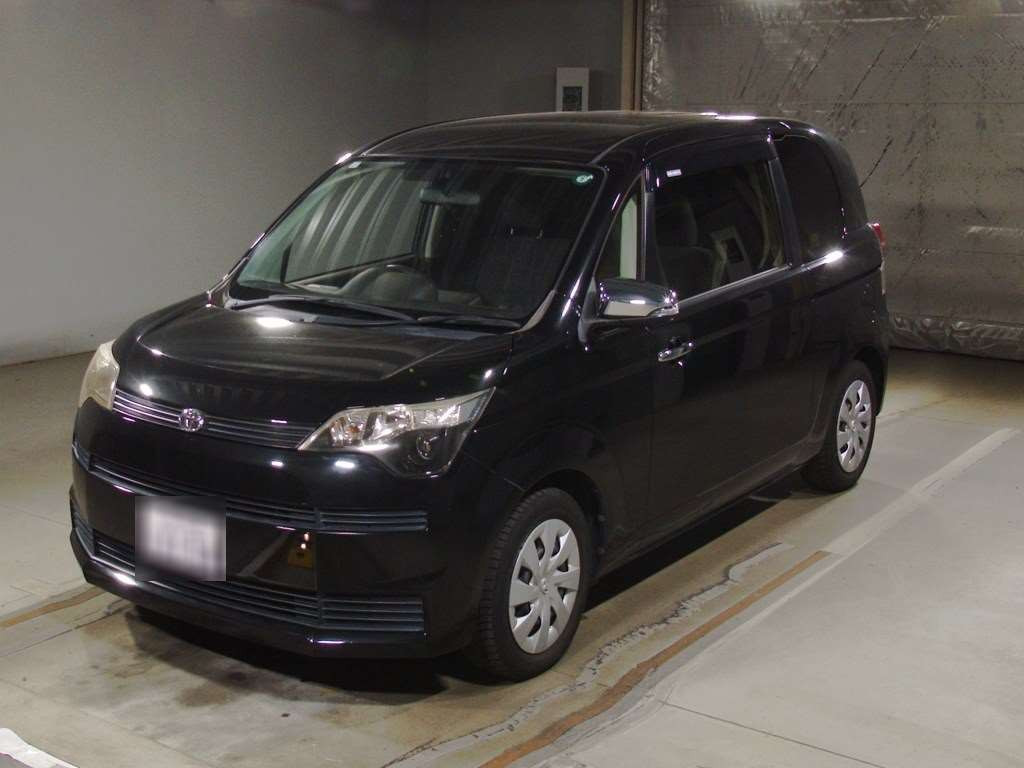 2013 Toyota Spade NCP141[0]