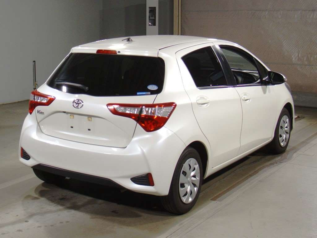 2019 Toyota Vitz KSP130[1]