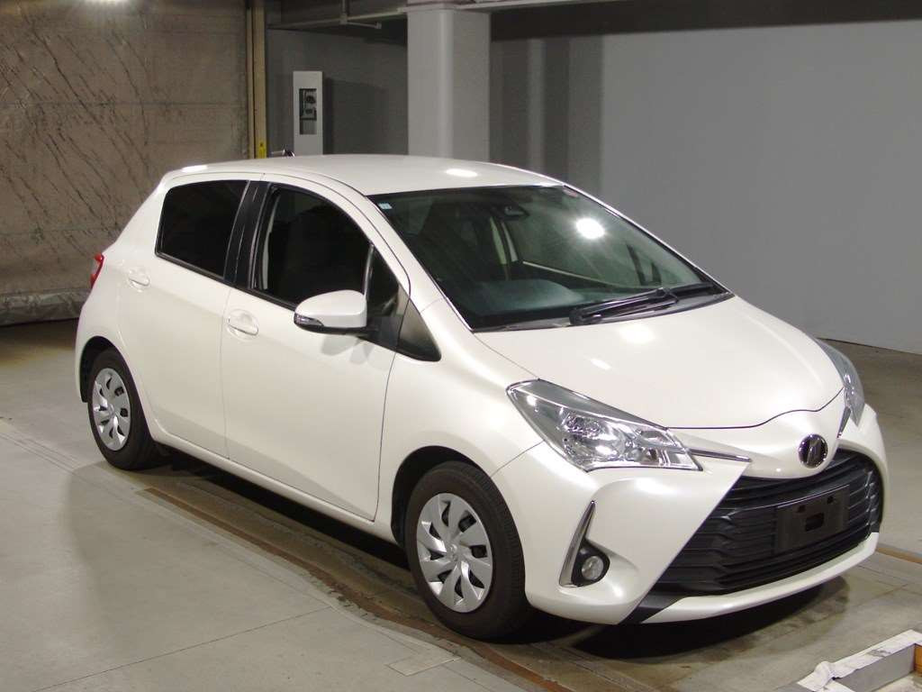 2019 Toyota Vitz KSP130[2]