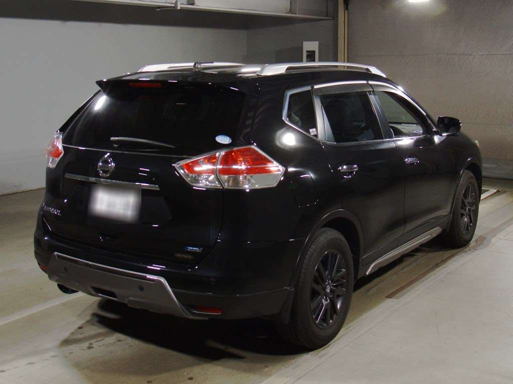 2015 Nissan X-Trail NT32[1]