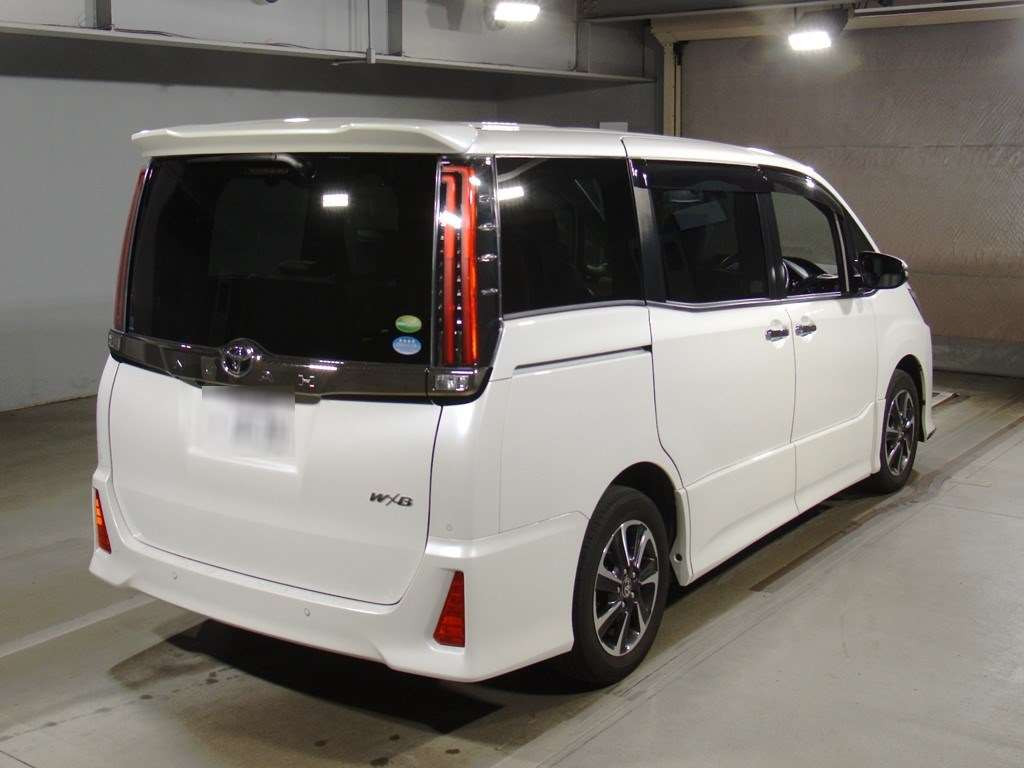 2019 Toyota Noah ZRR80W[1]