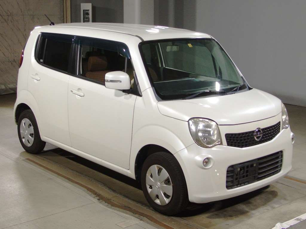 2011 Nissan Moco MG33S[2]