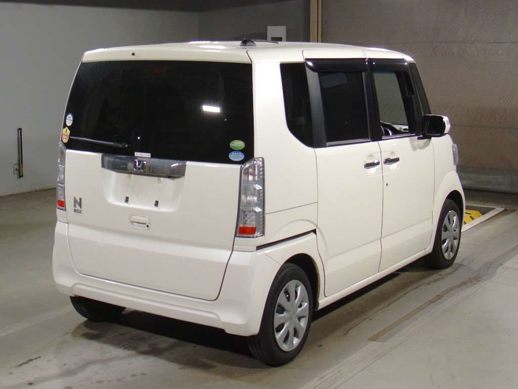 2015 Honda N-BOX JF1[1]