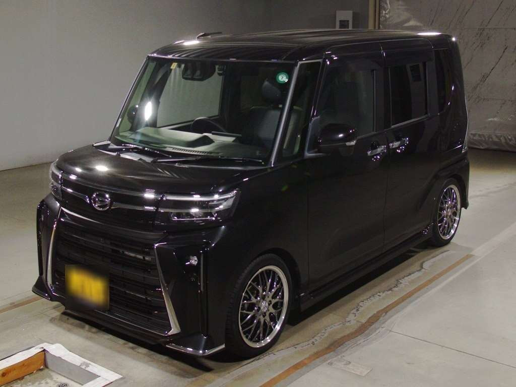 2023 Daihatsu Tanto Custom LA650S[0]