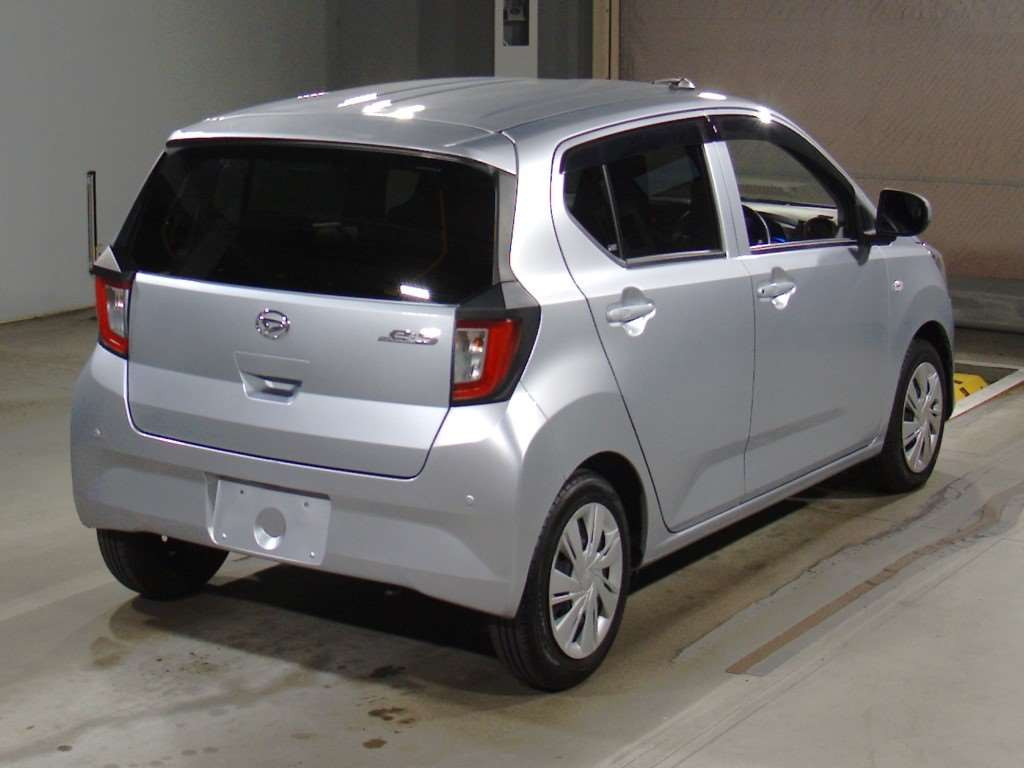 2021 Daihatsu Mira es LA350S[1]