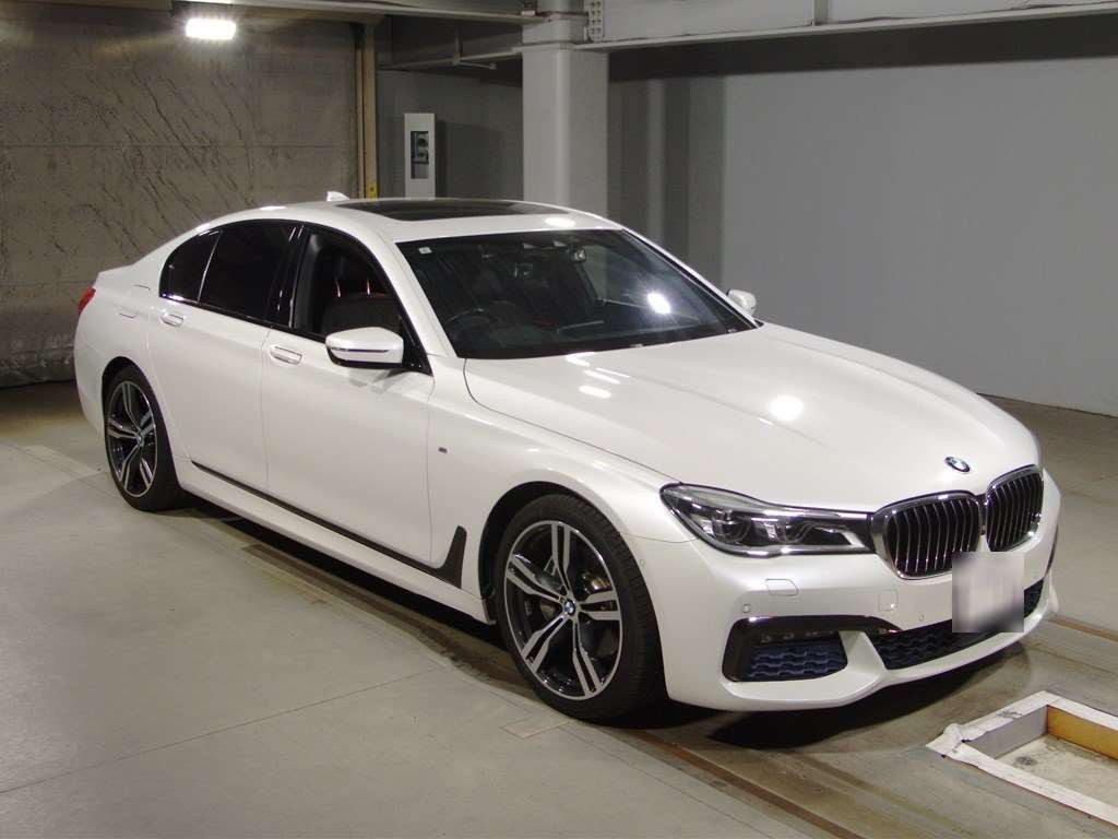 2017 BMW 7 Series 7A30[2]