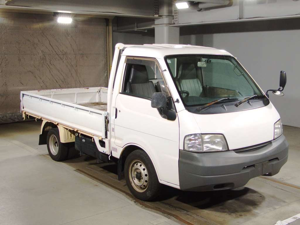 2005 Mazda Bongo Truck SK82T[2]