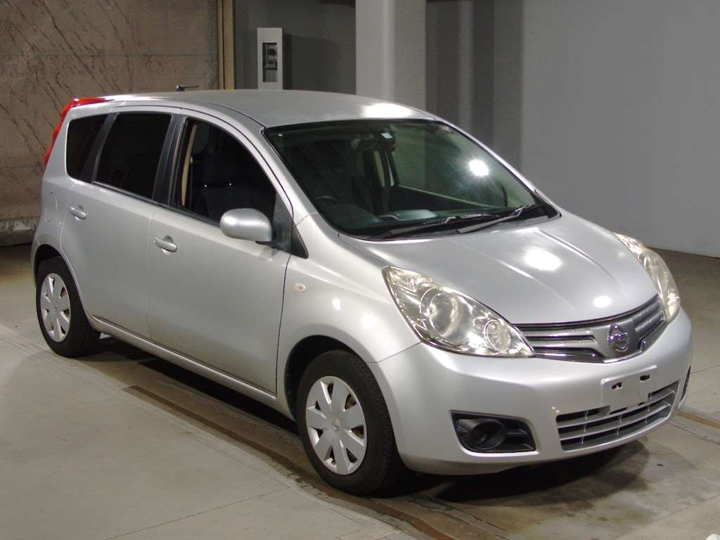 2012 Nissan Note E11[2]