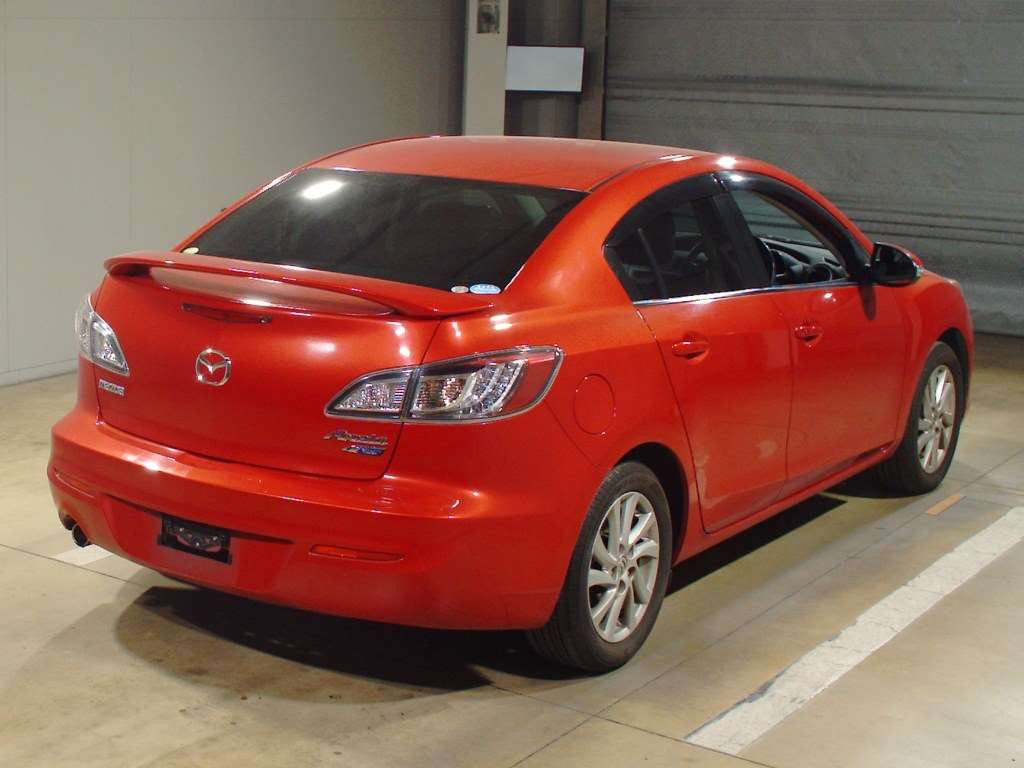 2011 Mazda Axela BLFFP[1]