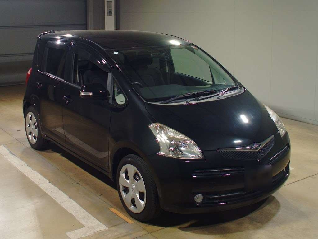 2006 Toyota Ractis NCP100[2]