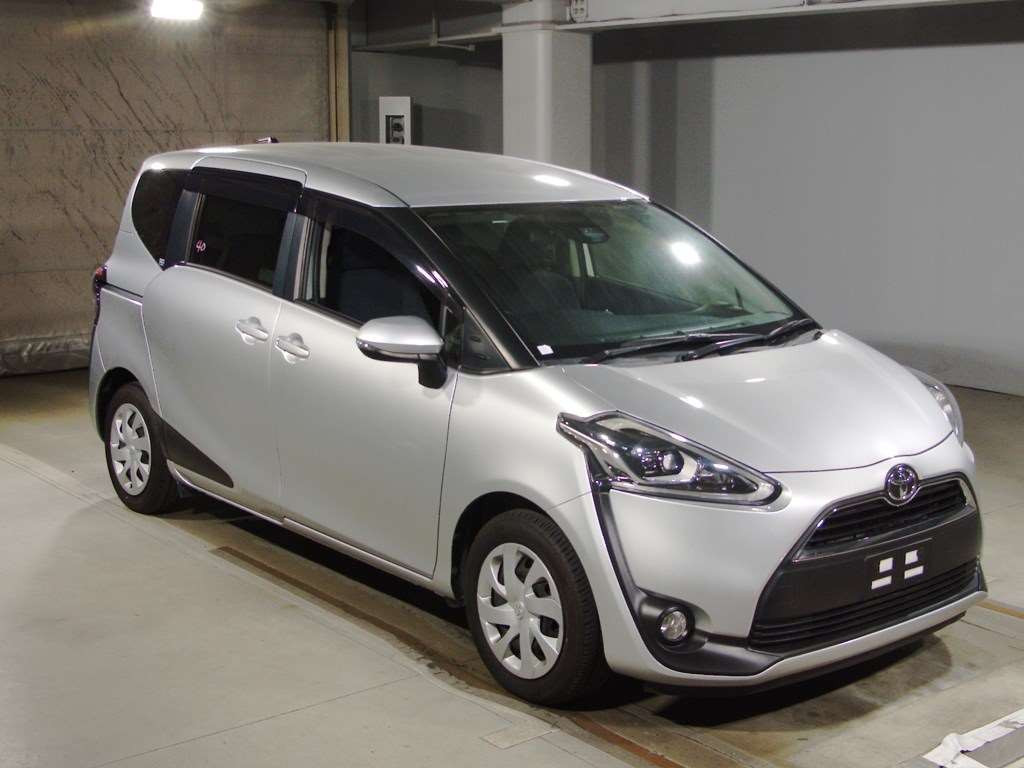 2016 Toyota Sienta NSP170G[2]