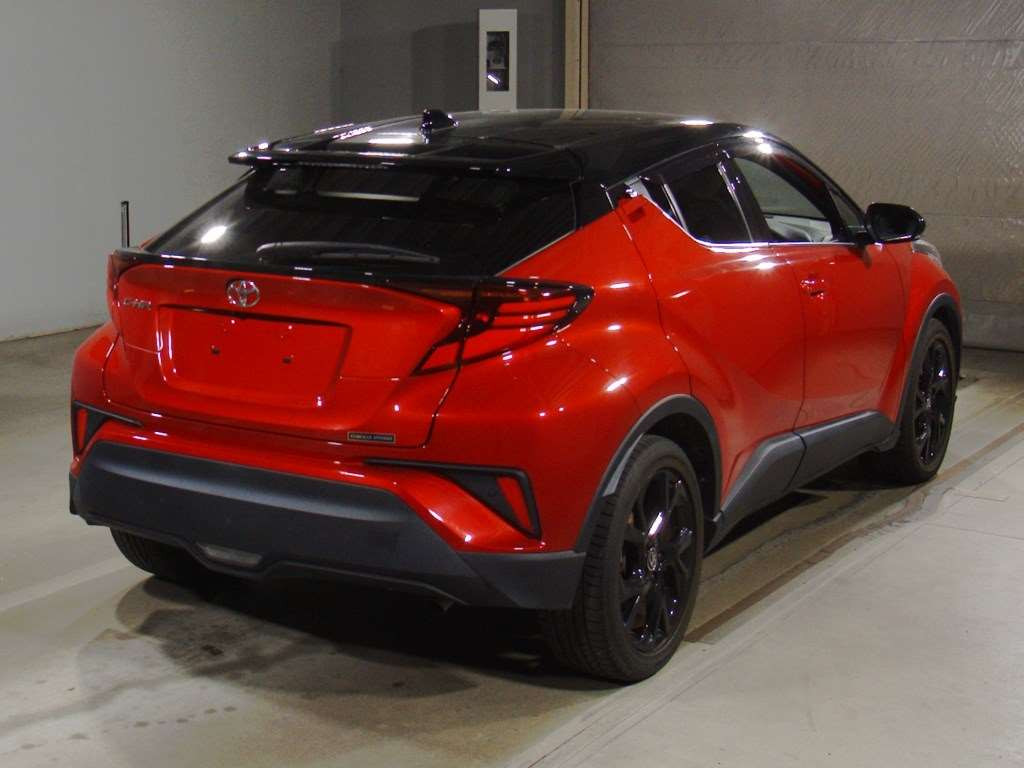 2021 Toyota C-HR NGX10[1]