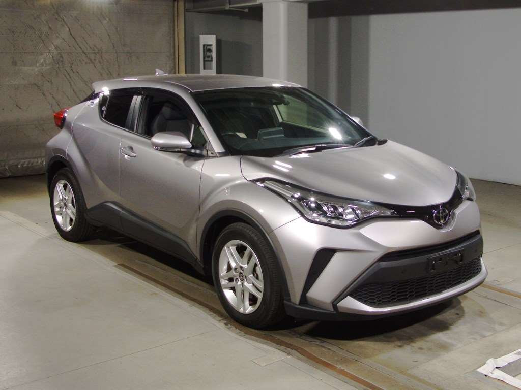 2019 Toyota C-HR NGX10[2]