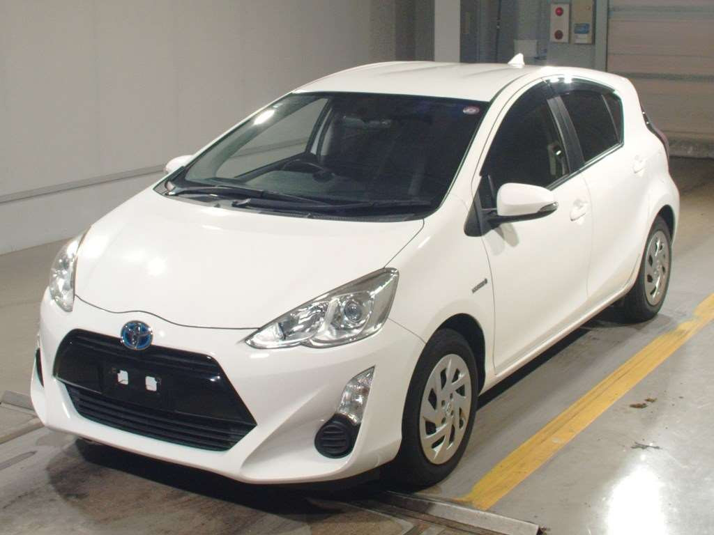 2016 Toyota Aqua NHP10[0]