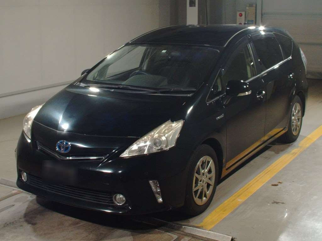 2014 Toyota Prius alpha ZVW41W[0]